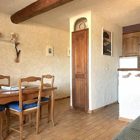 2 Pièces Avec Parking Près De La - Fr-1-251-348 Appartement Le Lavandou
